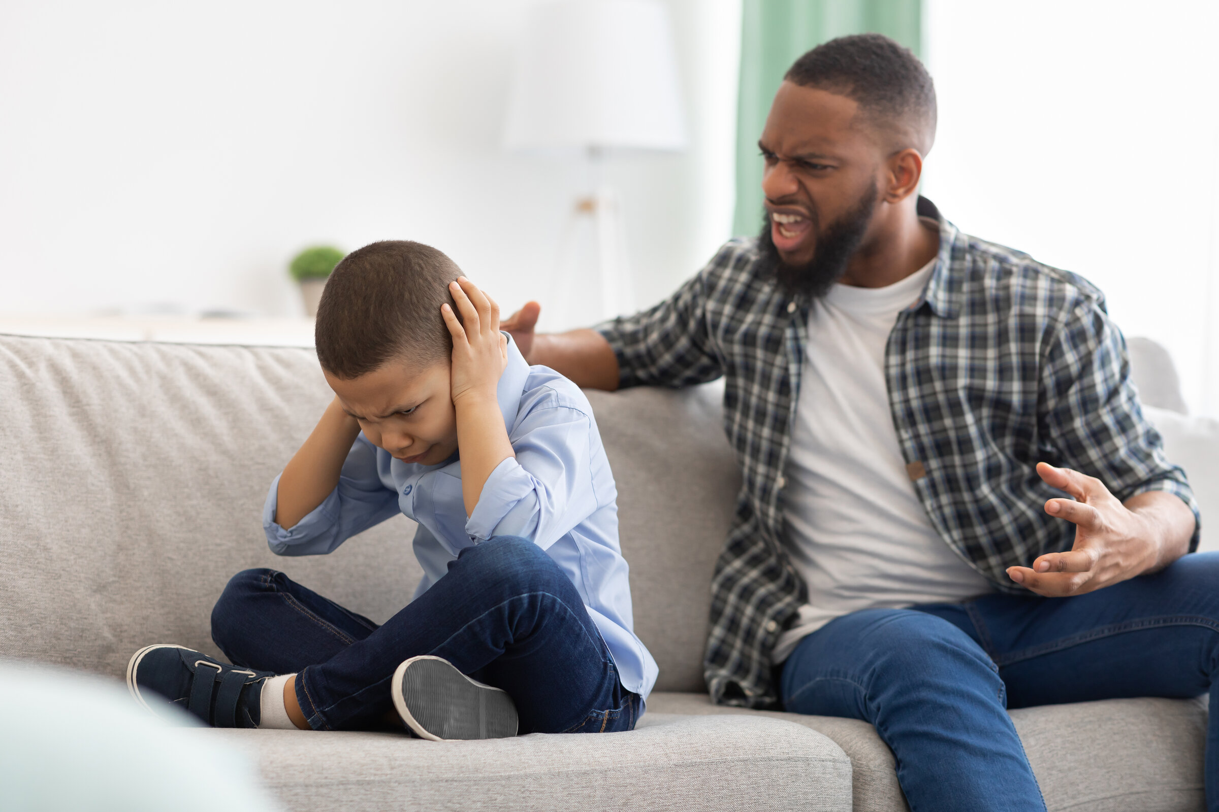 The Harmful Effects of Yelling At Kids and How to Quit Yelling Dad